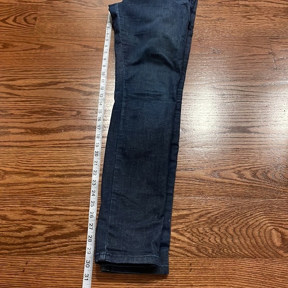 GUESS 1981 LA BRITTNEY SKINNY women’s embellished back pockets distressed jeans - Picture 12 of 13